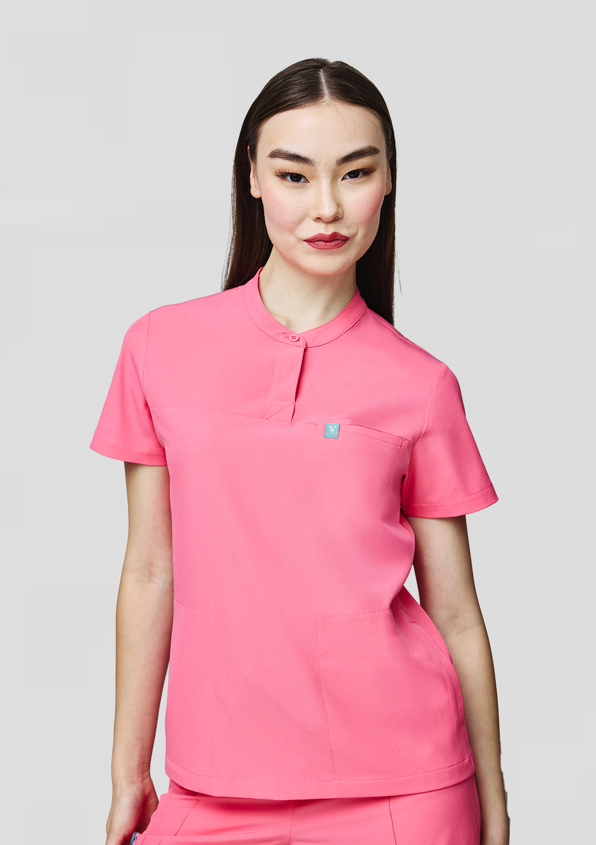 Band Collar MoveTech® Scrub Top Core+ - Women / Hyper Pink