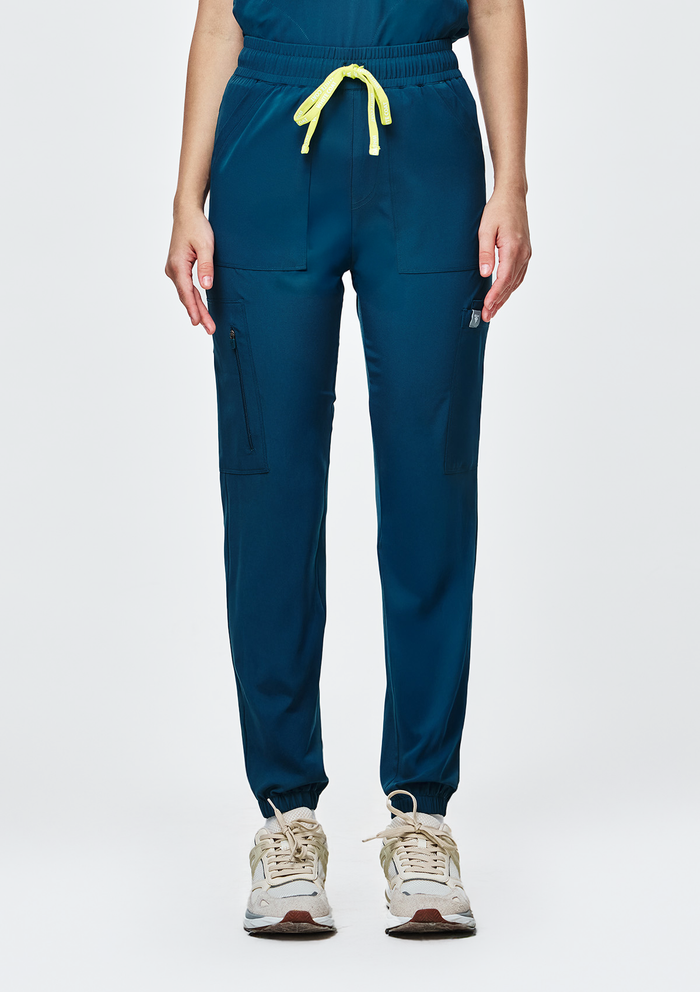 Regular Waistband Jogger MoveTech® Scrub Pants Core+ - Women / Pacific