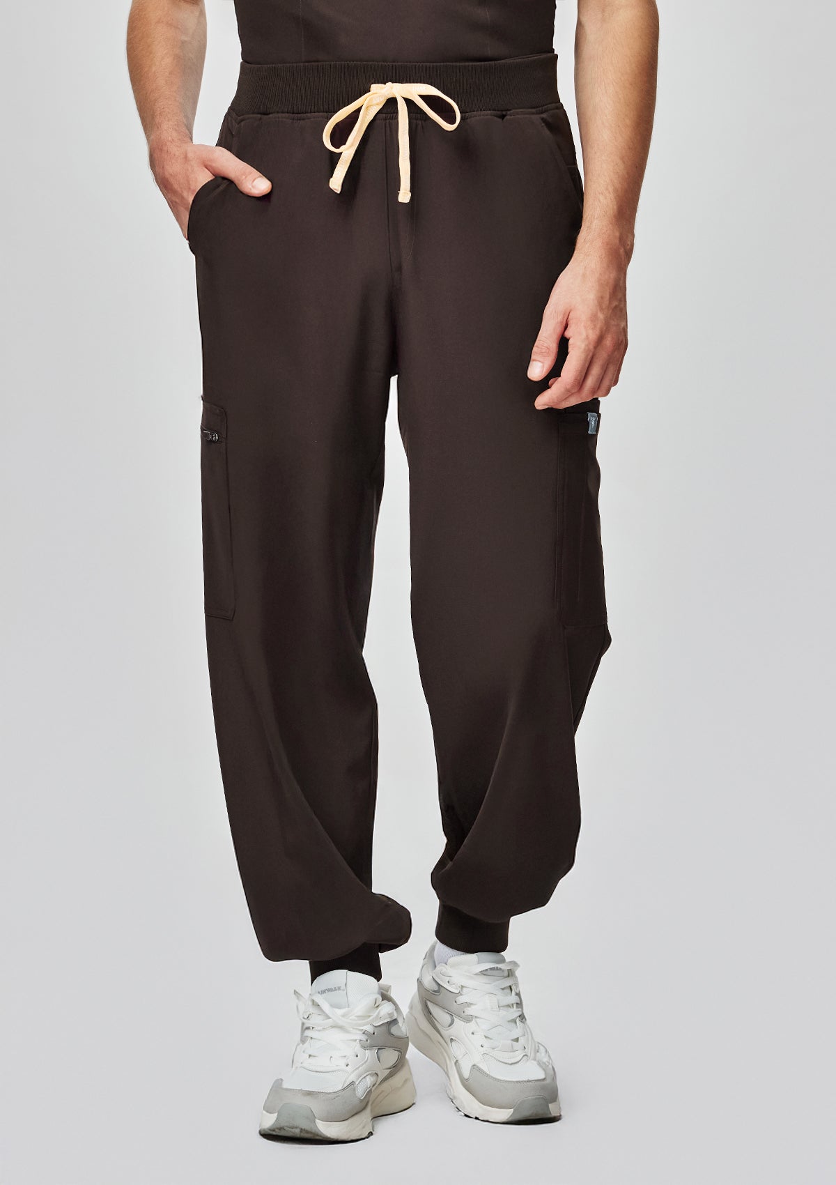 Jogger MoveTech® Scrub Pants - Men / Espresso