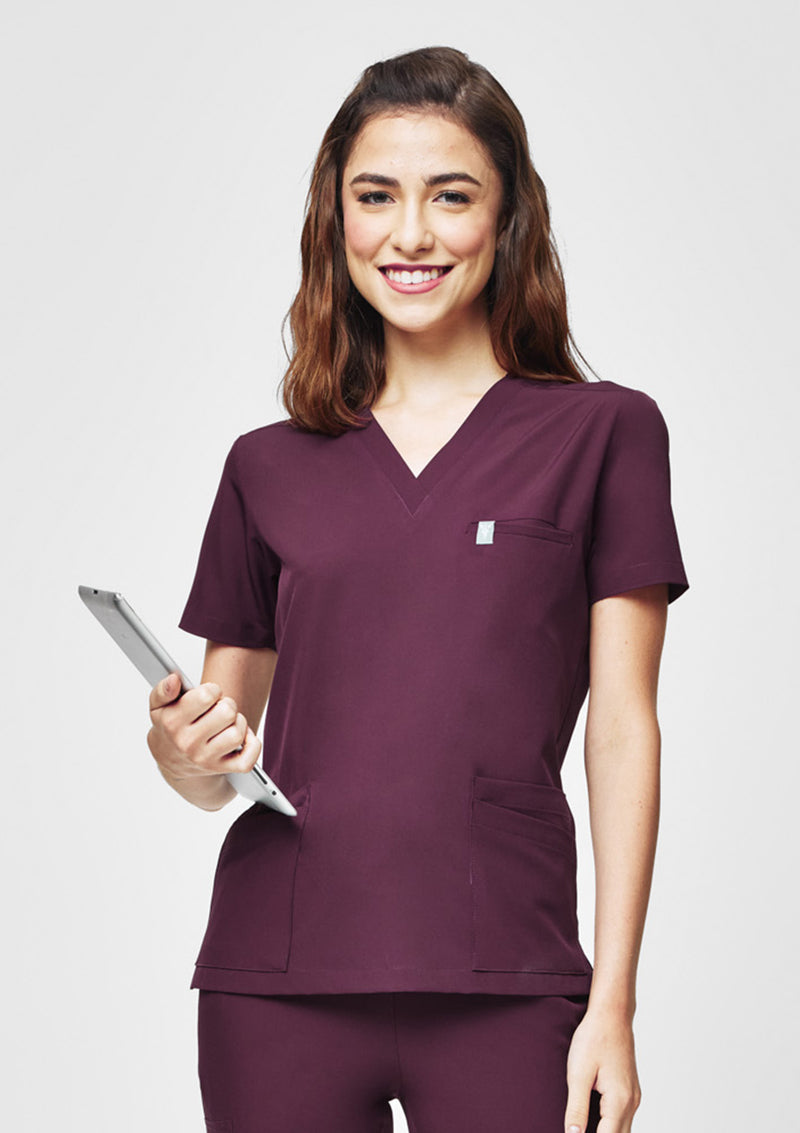 5-Pocket MoveTech® Scrub Top - Women / Merlot