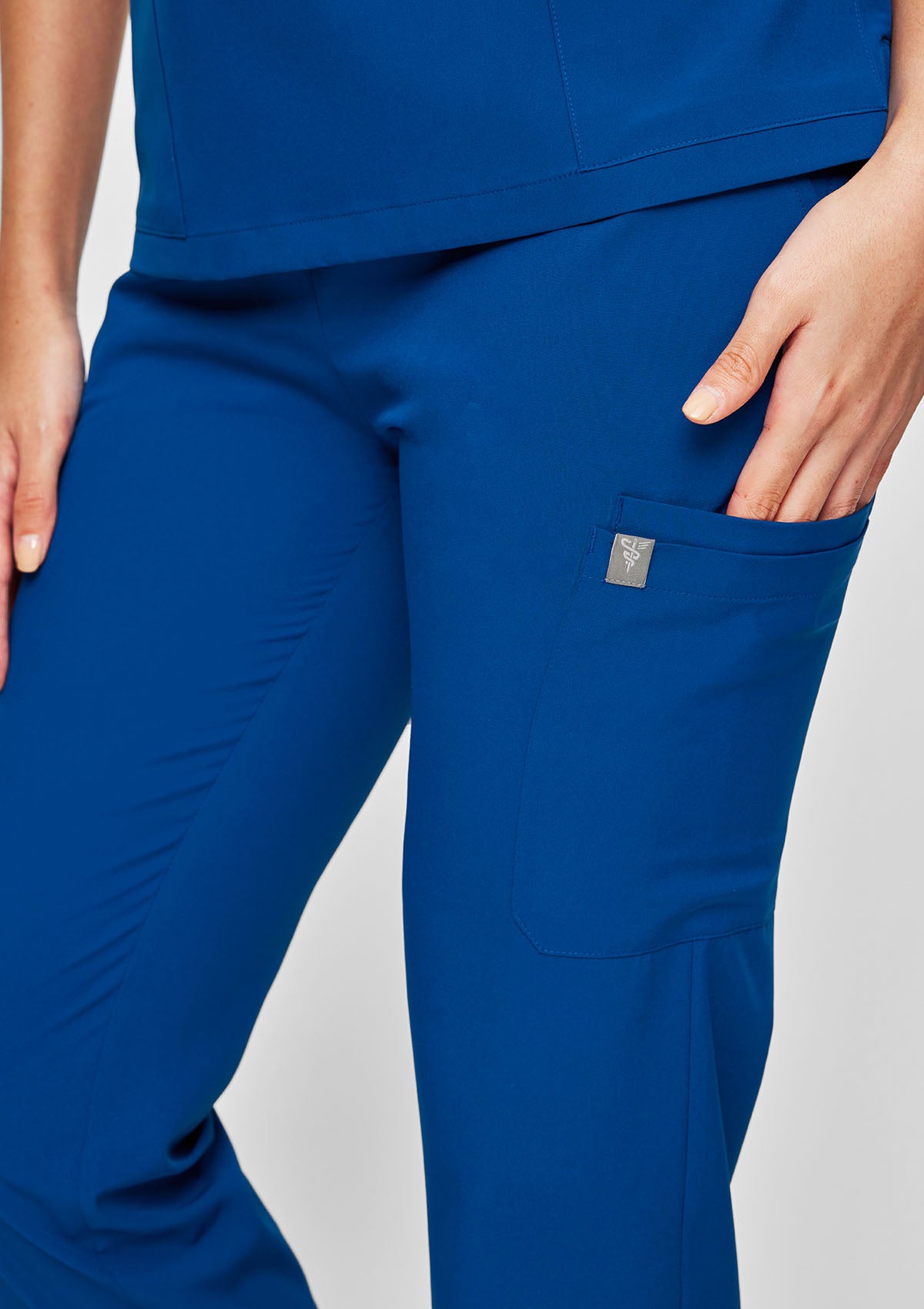 Straight Cut MoveTech® Scrub Pants 2.0 - New Logo Women / Cobalt Blue