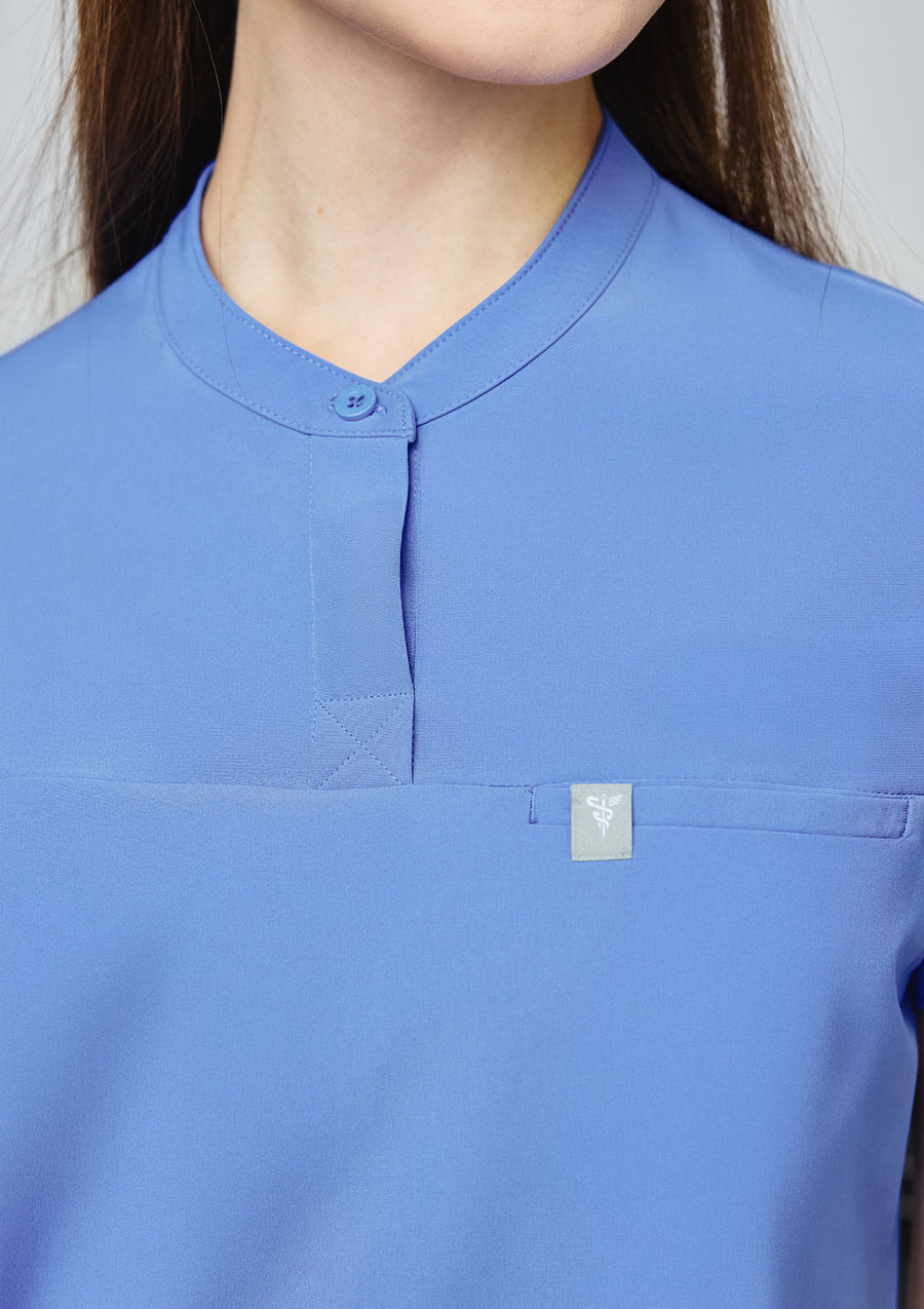 Band Collar MoveTech® Scrub Top Core+ - Women / Cool Ceil