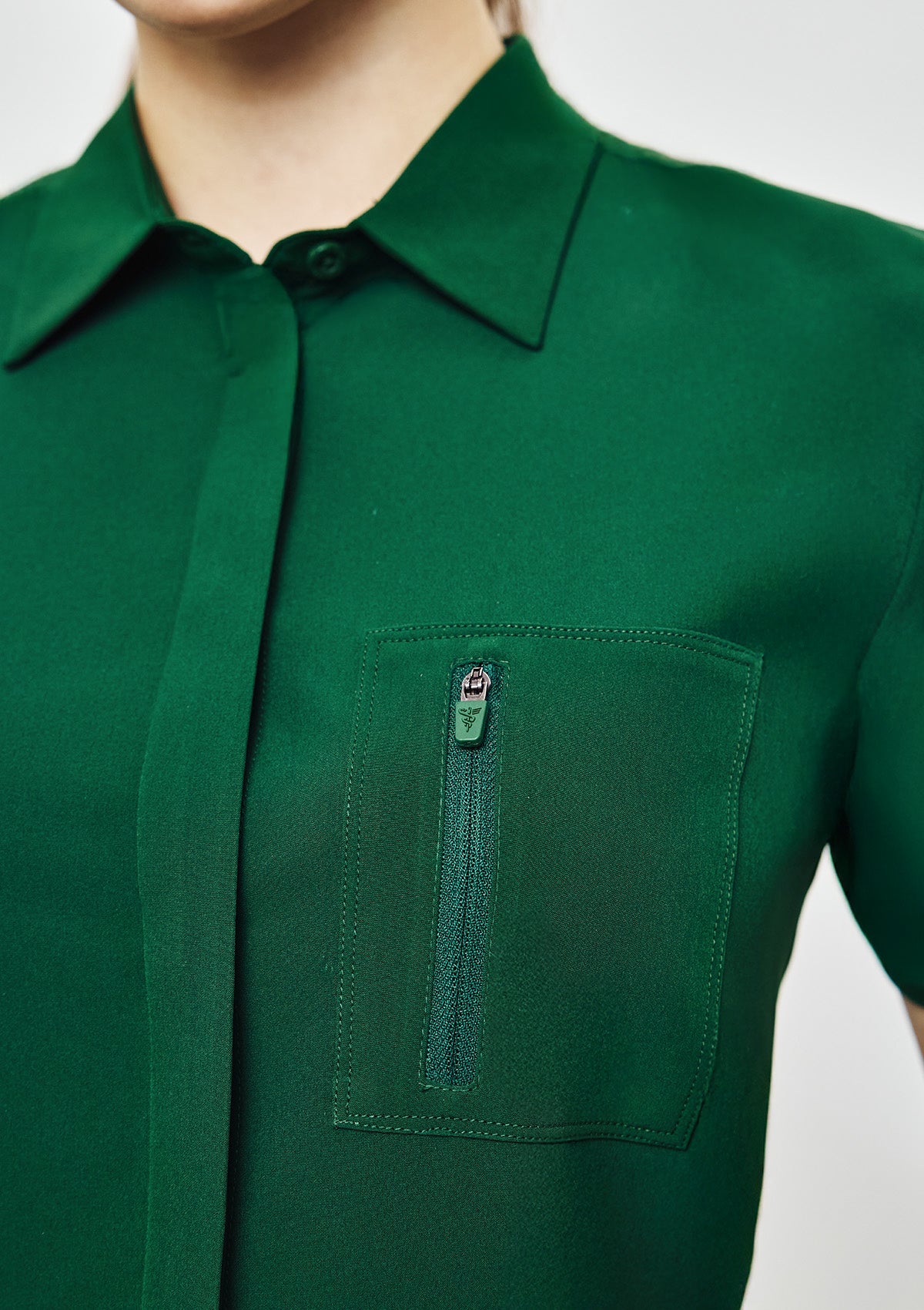 Polo MoveTech® Scrub Top Core+ - Women / Evergreen