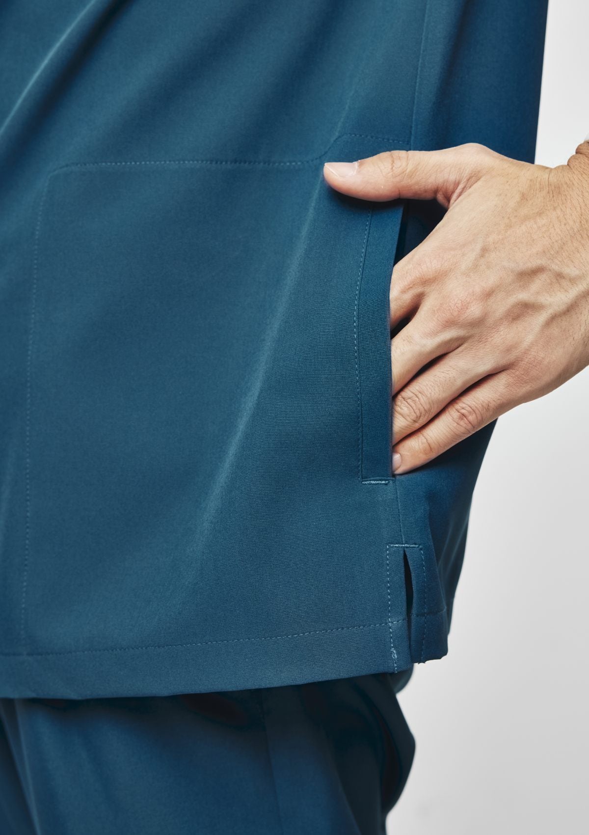 4-Pocket MoveTech® Scrub Top - Men / Pacific Tide