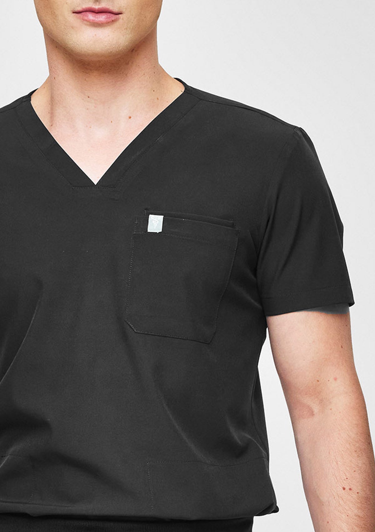 4-Pocket MoveTech® Scrub Top 2.0 - New Logo Men / So Black