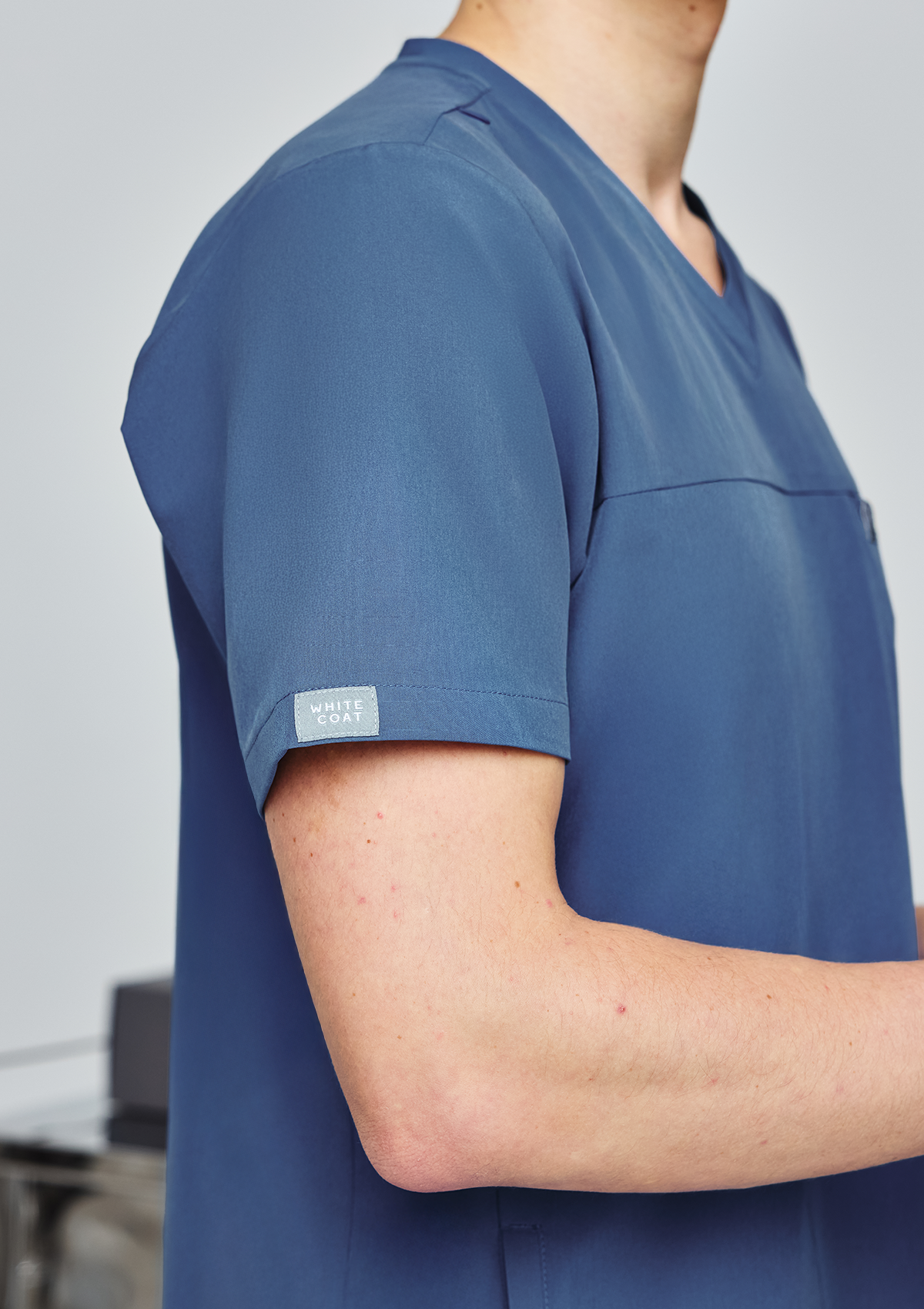 3-Pocket MoveTech® Scrub Top Core+ - Men / Steel Blue