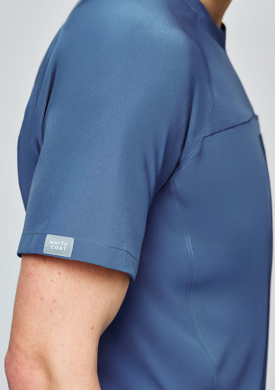 Round Neck MoveTech® Scrub Top Core+ - Men / Steel Blue
