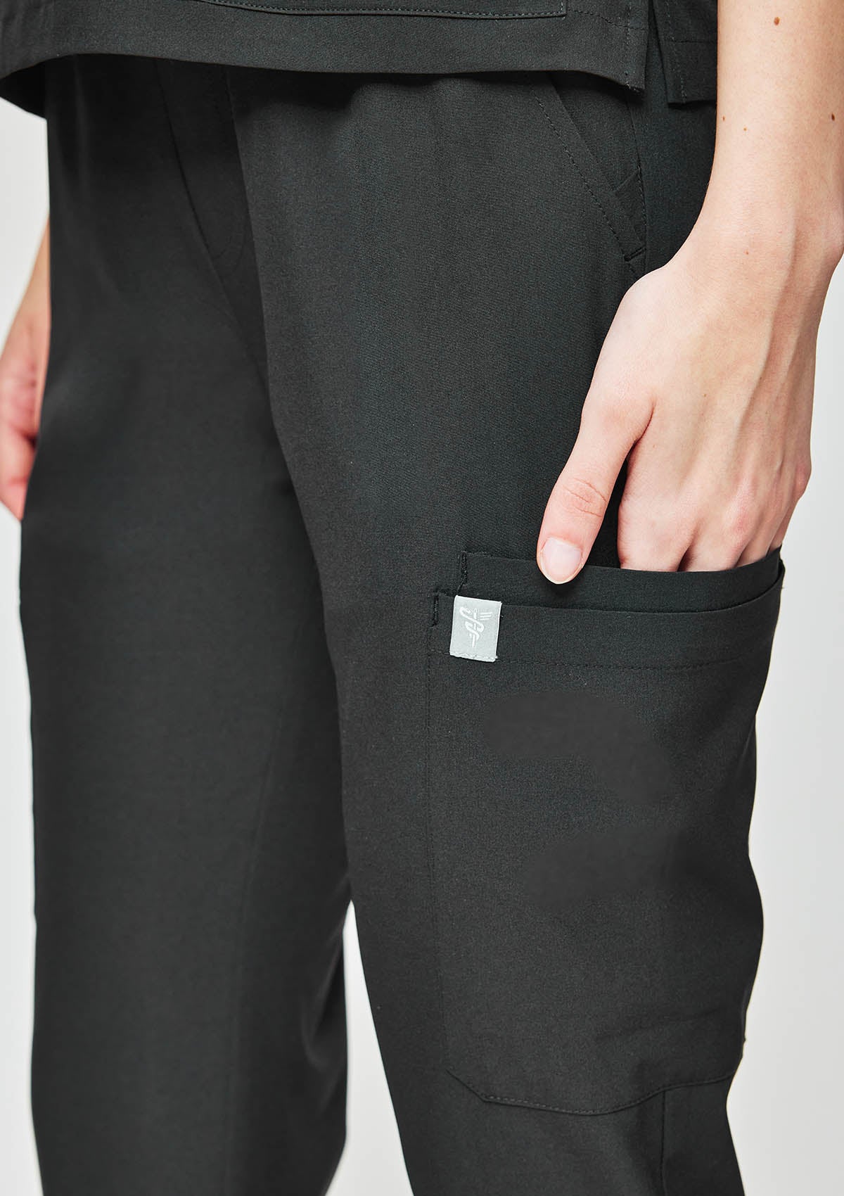 Jogger MoveTech® Scrub Pants 2.0 - New Logo Women / So Black