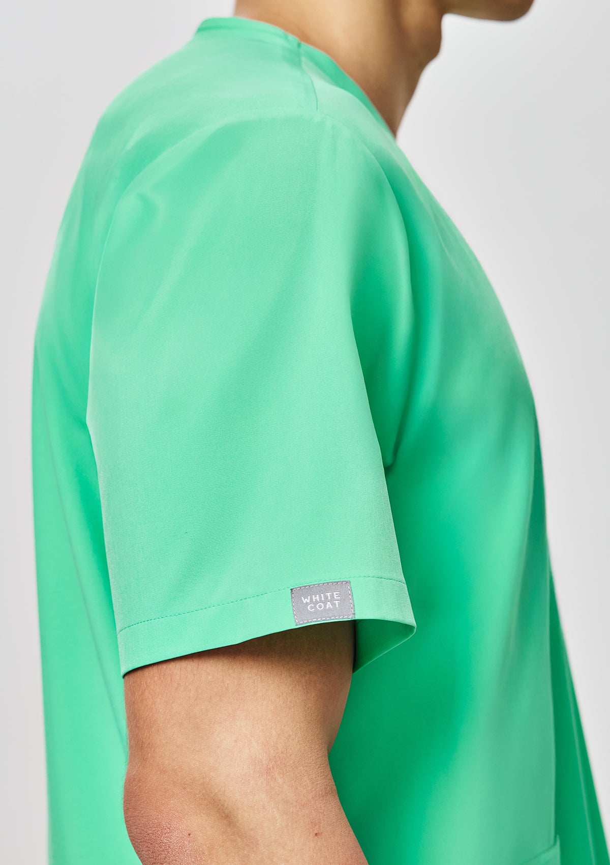 4-Pocket MoveTech® Scrub Top - Men / Cool Mint
