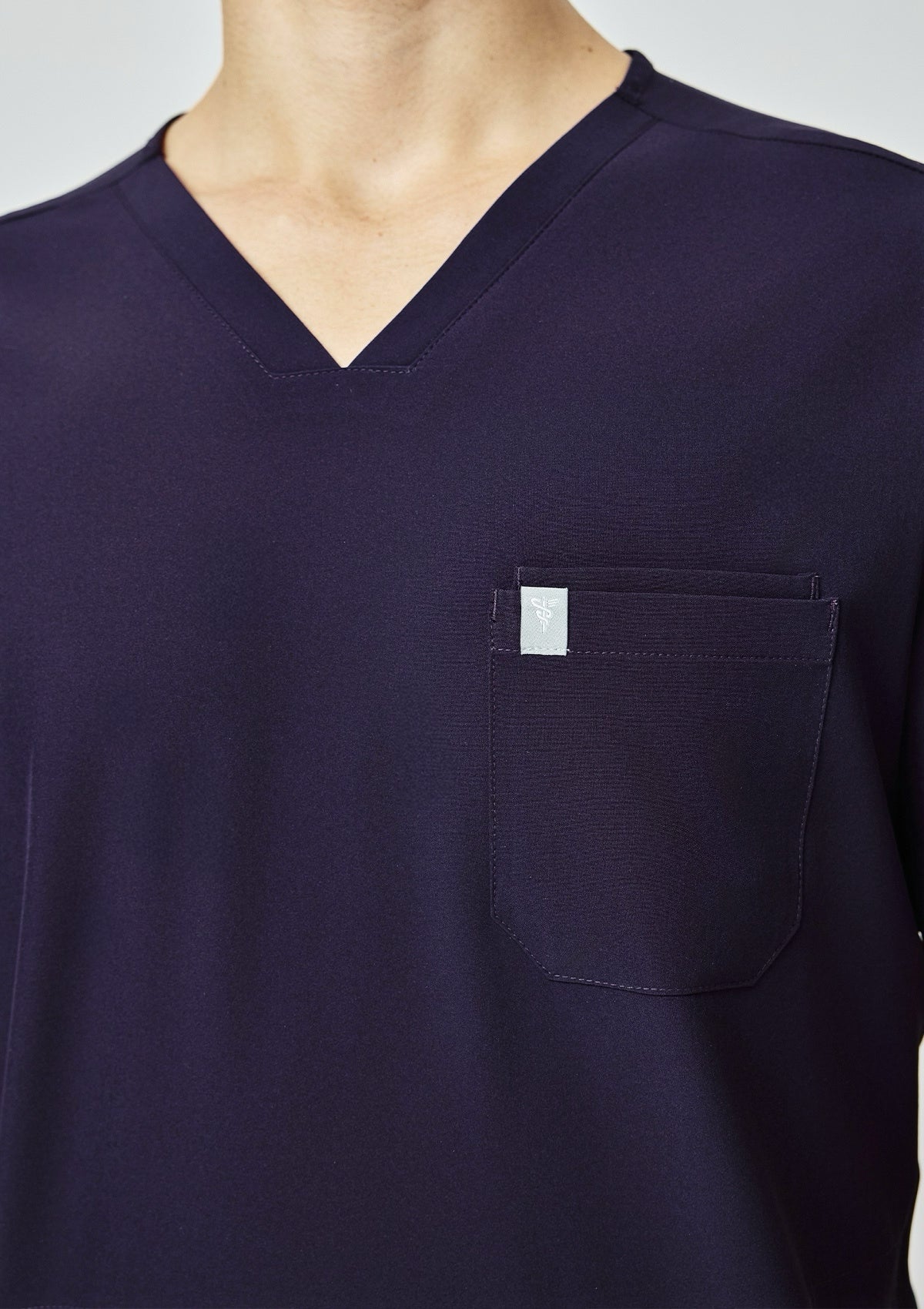 4-Pocket MoveTech® Scrub Top - Men / Midnight Purple