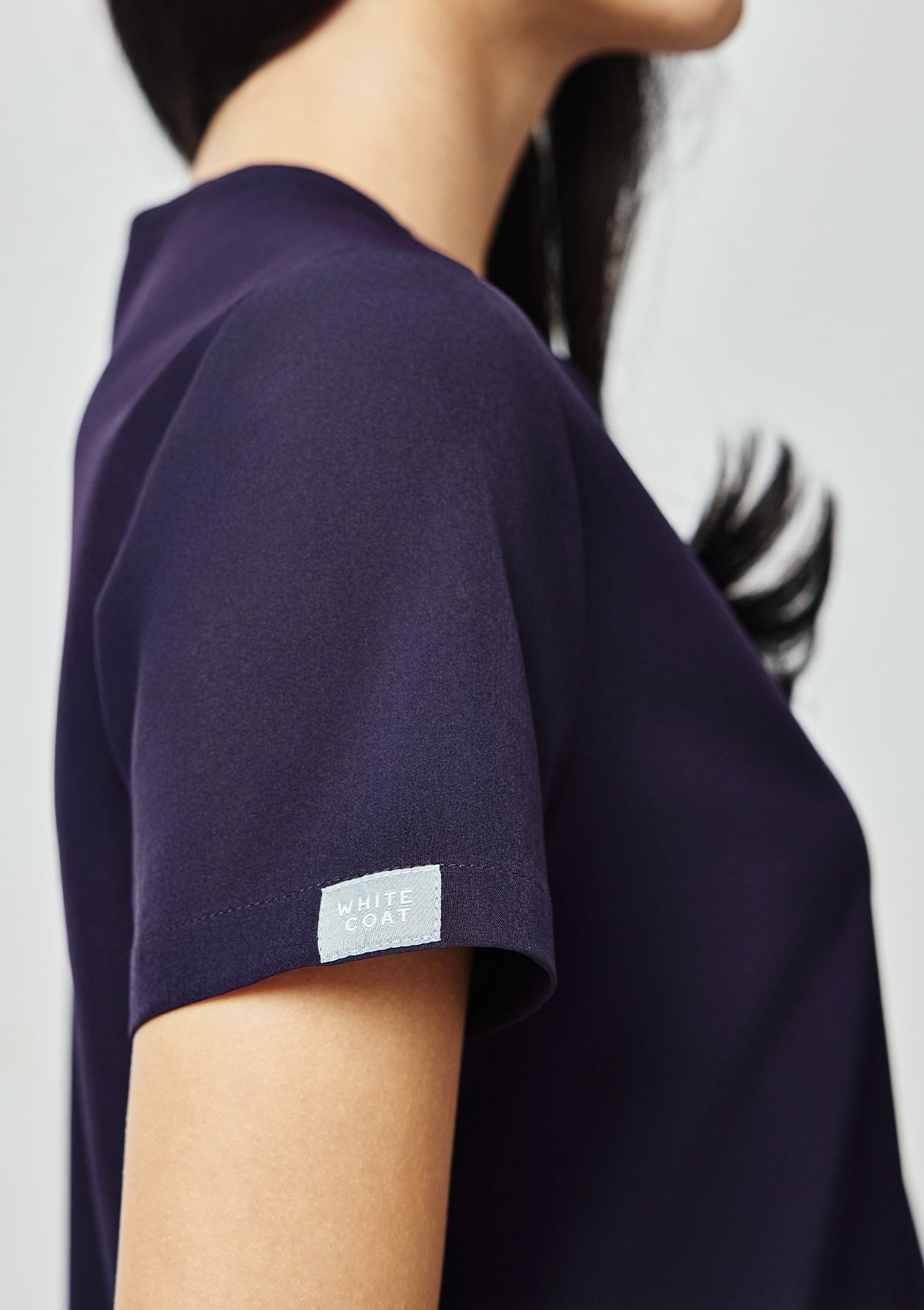 4-Pocket MoveTech® Scrub Top - Women / Midnight Purple
