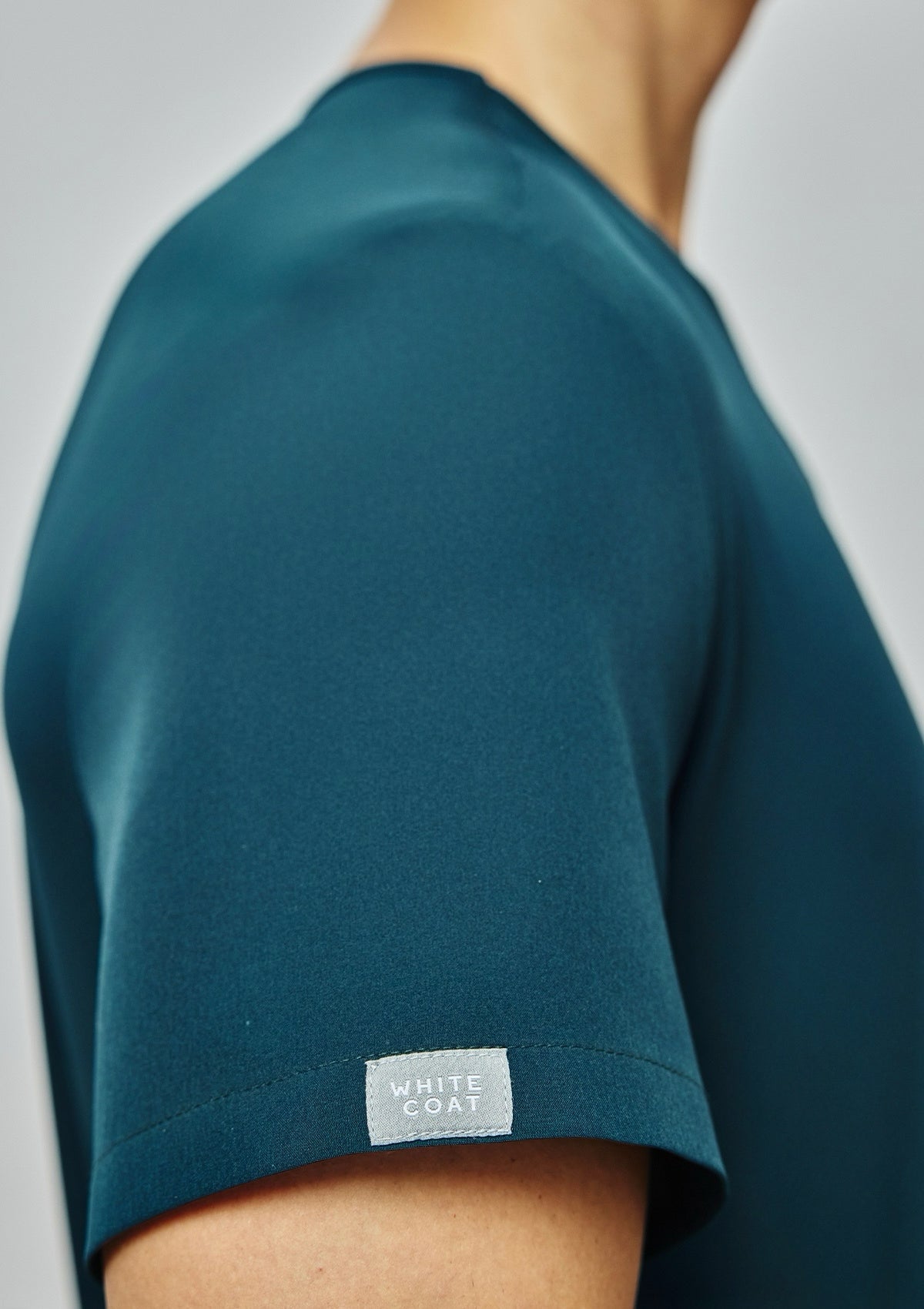 4-Pocket MoveTech® Scrub Top - Men / Deep Teal