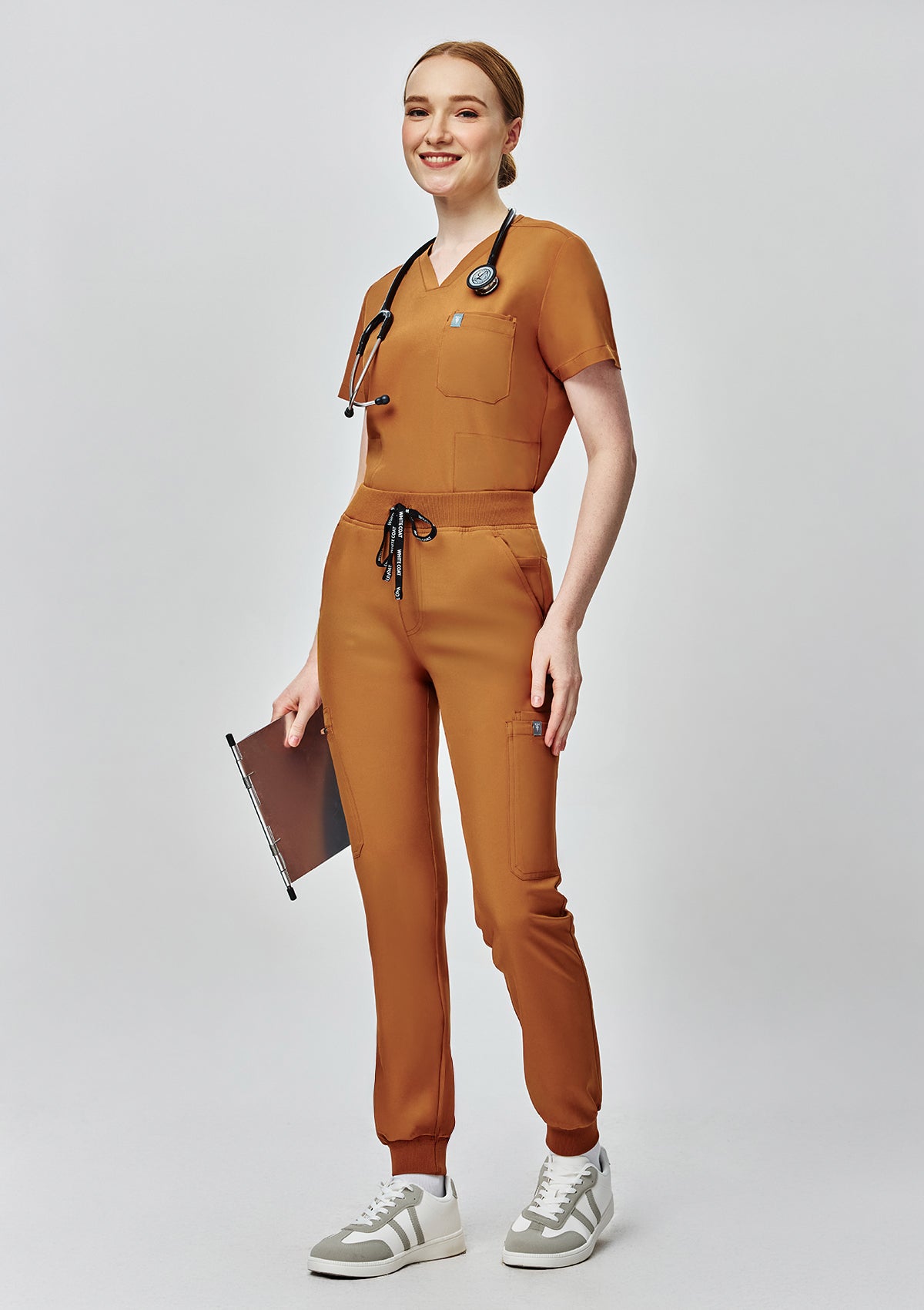 Jogger MoveTech® Scrub Pants - Women / Caramel