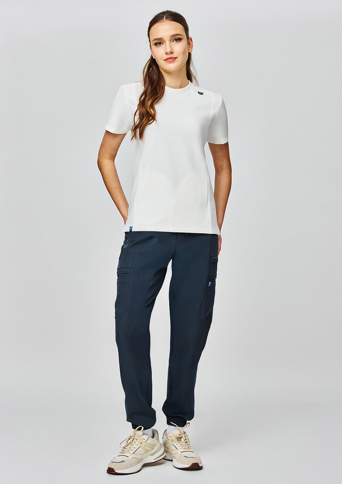 Ribbed Round Neck Scrub Top - Women / Ivory White