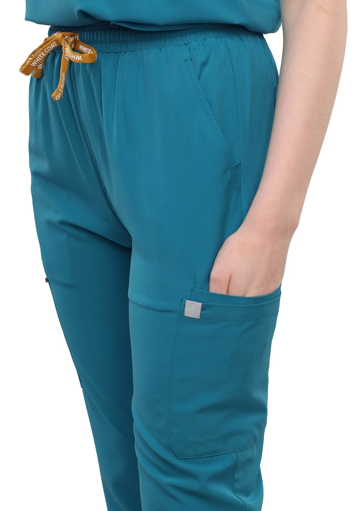 Straight Cut MoveTech®  Scrub Pants 2.0 - Women / Deep Marine