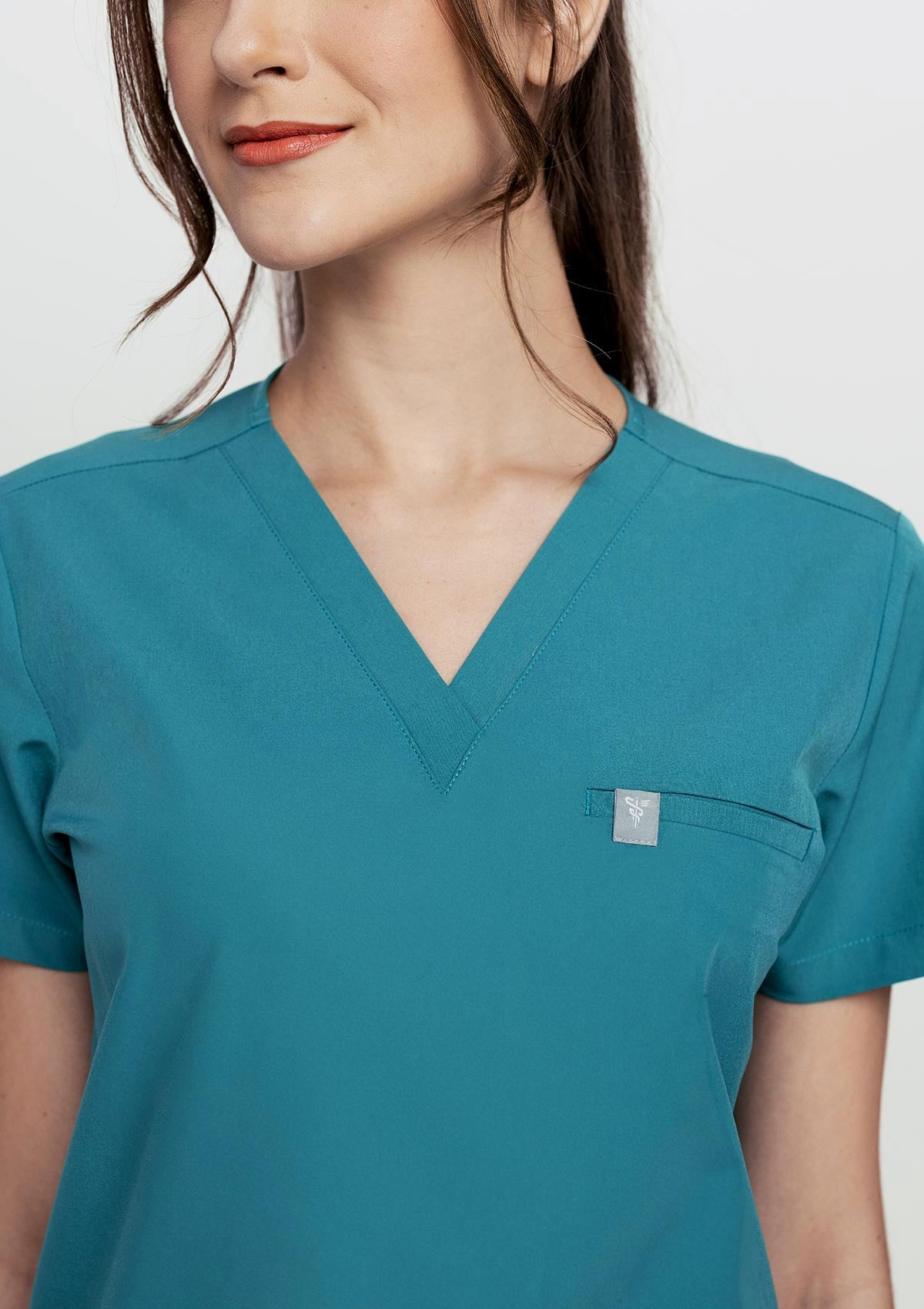 5-Pocket MoveTech® Scrub Top - Women / Seafoam