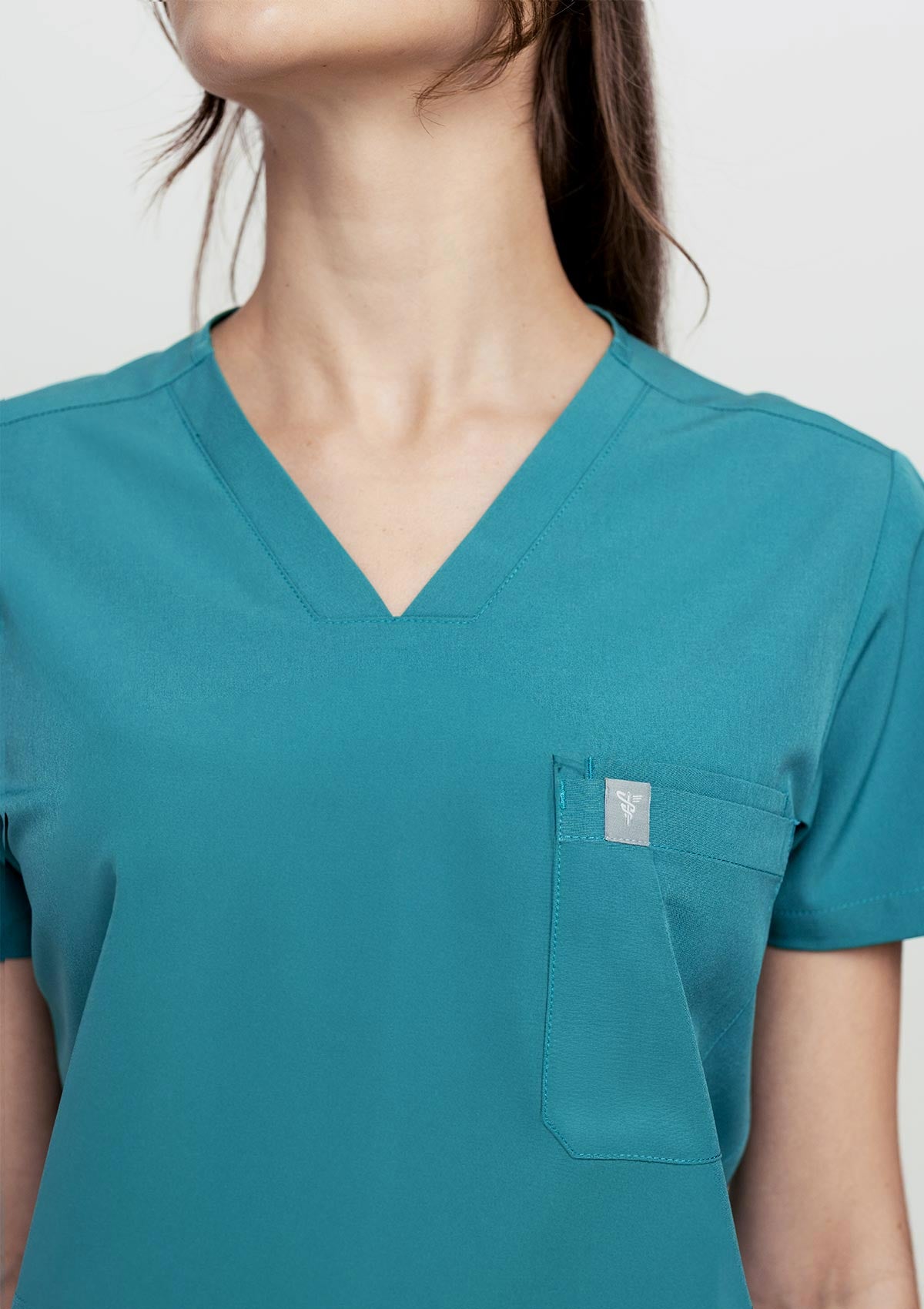 4-Pocket MoveTech® Scrub Top - Women / Seafoam