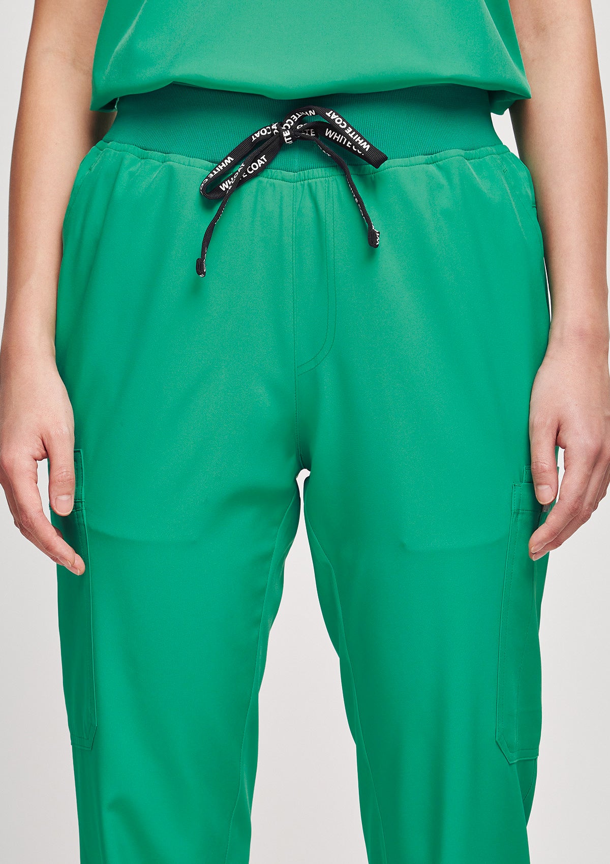 Jogger MoveTech® Scrub Pants - Women / Cactus