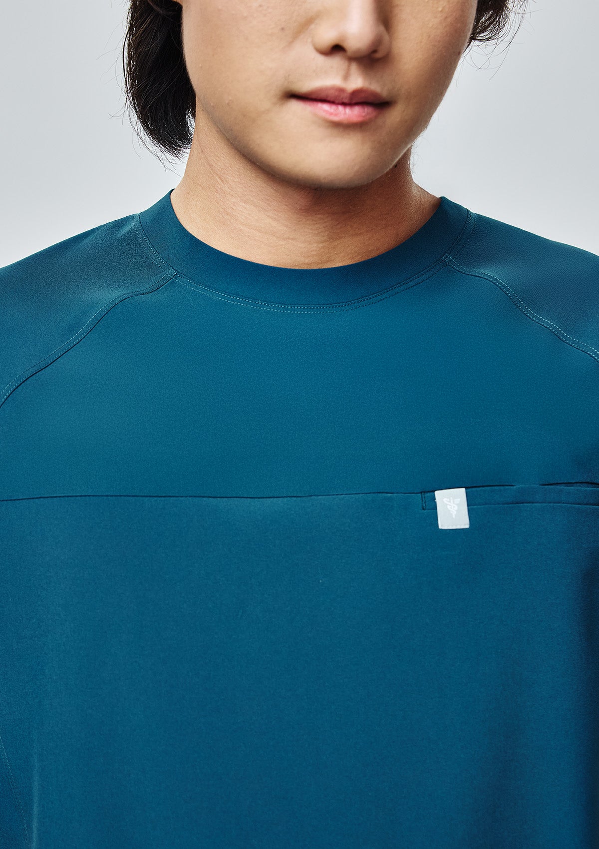 Round Neck MoveTech® Scrub Top Core+ - Men / Pacific Tide