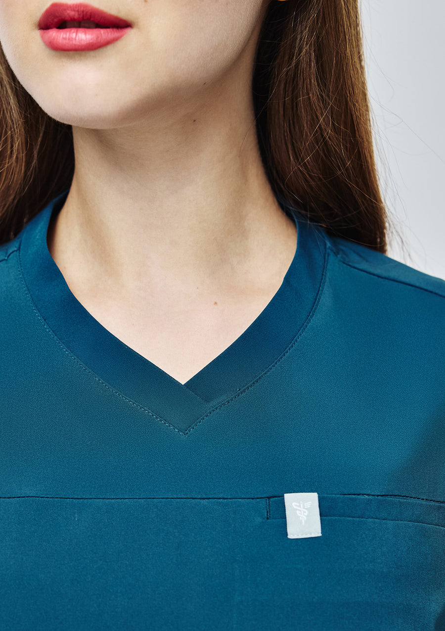 3-Pocket MoveTech® Scrub Top Core+ - Women / Pacific Tide