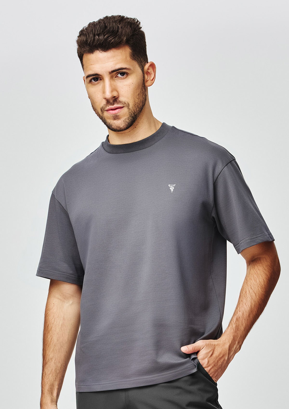 6.8M Tee - Men / Graphite